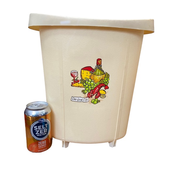 Vintage Trash Can - Picture 7 of 8